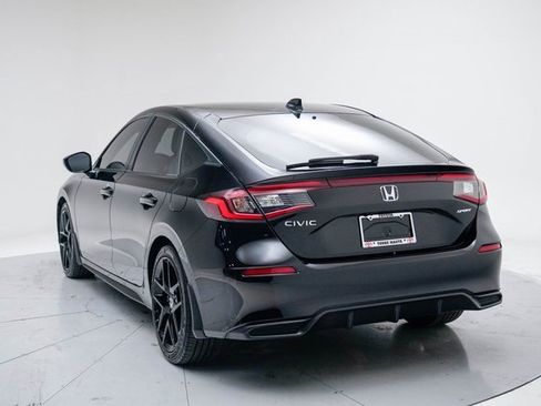 Used 2023 Honda Civic Sport image 3