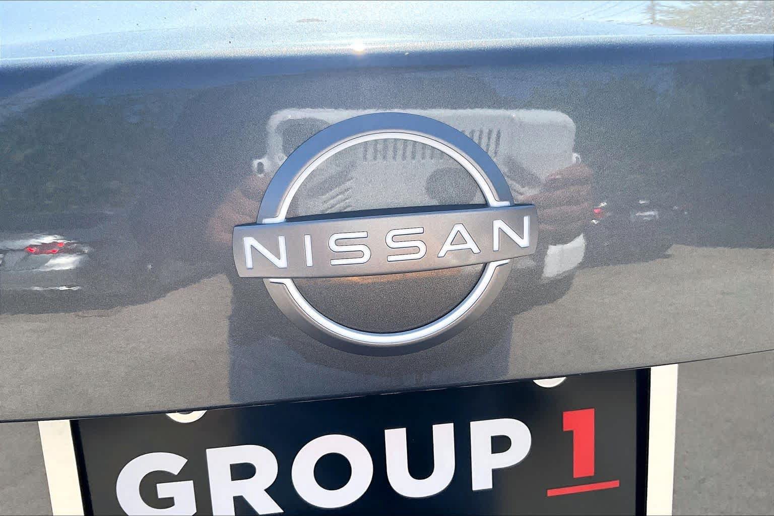 Used 2025 Nissan Sentra SV FWD image 30