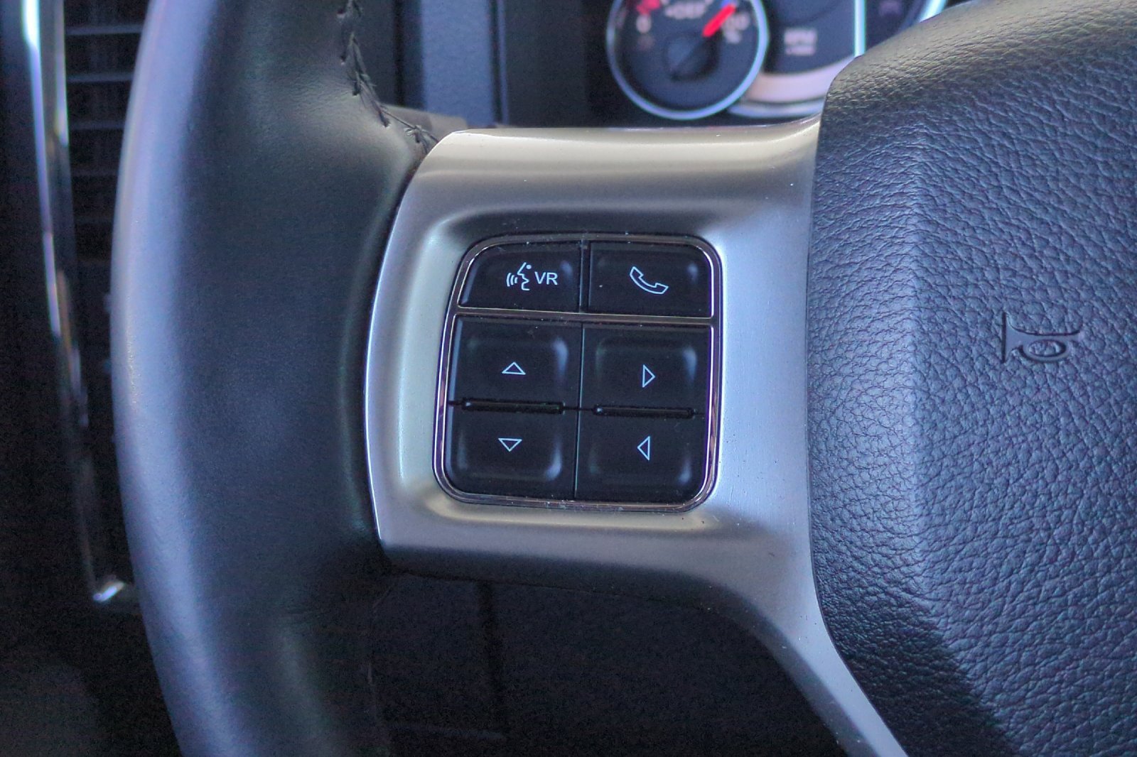Used 2016 RAM 2500 Laramie w/ Protection Group AWD/4WD image 35
