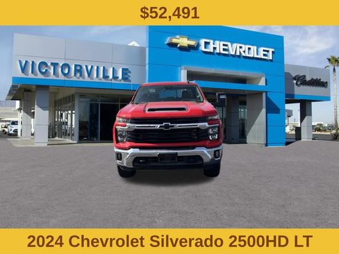 Used 2024 Chevrolet Silverado 2500 LT w/ Convenience Package AWD/4WD image 2