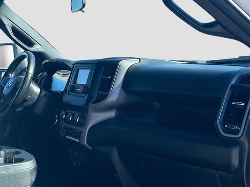 Used 2024 RAM 2500 Tradesman w/ Chrome Appearance Group image 29