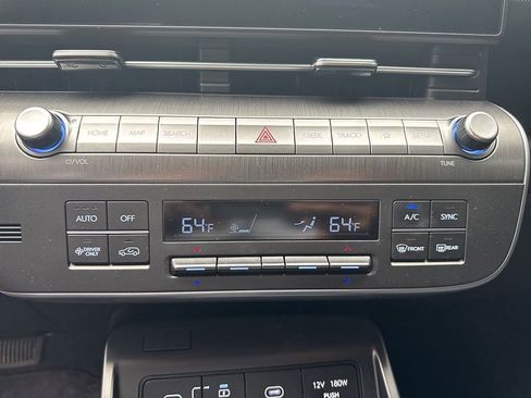 Used 2024 Hyundai Kona SEL FWD image 17