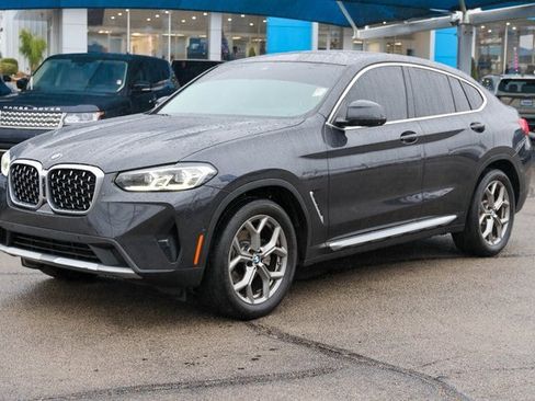 Used 2022 BMW X4 xDrive30i w/ Parking Assistance Package image 6