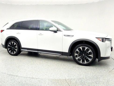 Used 2024 MAZDA CX-90 Plug-In Hybrid w/ Premium Plus image 3