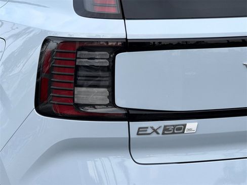 New 2026 Volvo EX30 Plus image 25