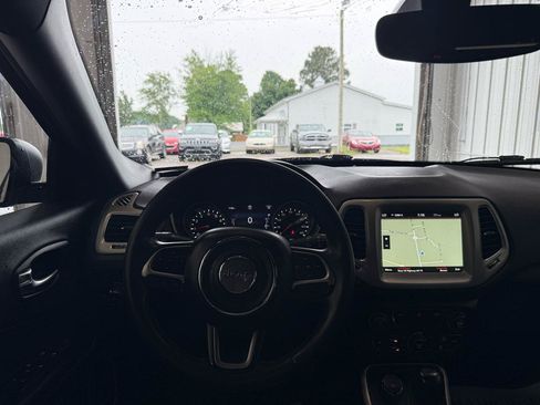 Used 2021 Jeep Compass Latitude AWD/4WD image 17