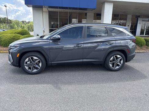 New 2026 Hyundai Tucson SEL image 2