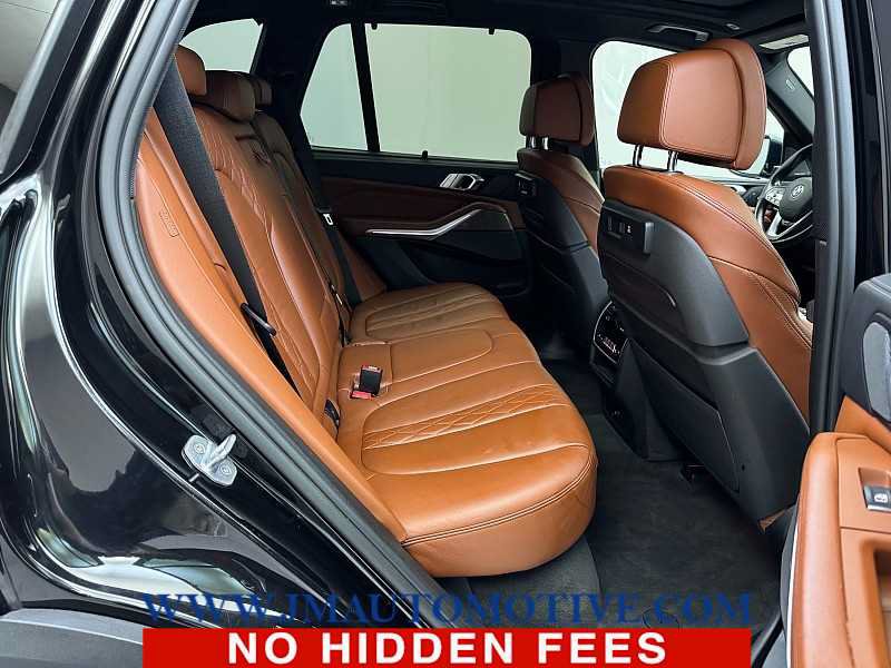 Used 2019 BMW X5 xDrive40i w/ Executive Package AWD/4WD image 18