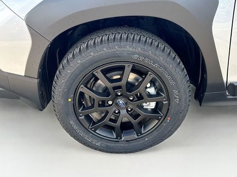 Used 2025 Subaru Crosstrek 2.5i Wilderness w/ Crosstrek Mirror Package image 39