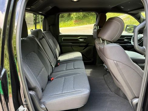 Used 2025 RAM 1500 Big Horn AWD/4WD image 17