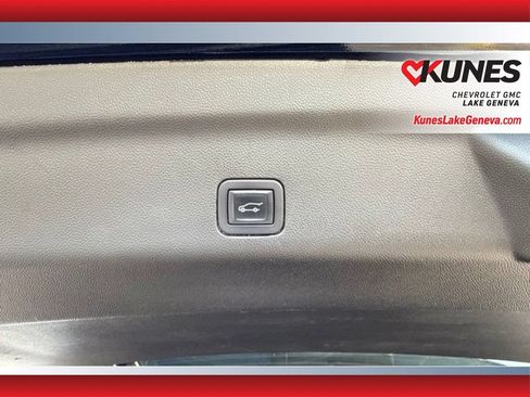 Used 2024 GMC Yukon Denali AWD/4WD image 28