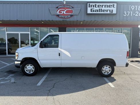 Used 2013 Ford E-250 and Econoline 250 w/ PWR Group image 5
