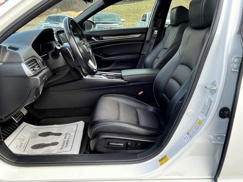 Used 2022 Honda Accord Sport image 13