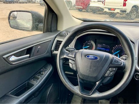 Used 2015 Ford Edge SE image 33