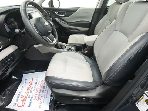 Used 2023 Subaru Forester Limited w/ Popular Package #3 image 16