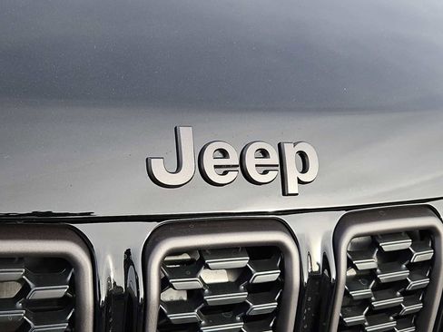 New 2026 Jeep Compass Latitude image 12