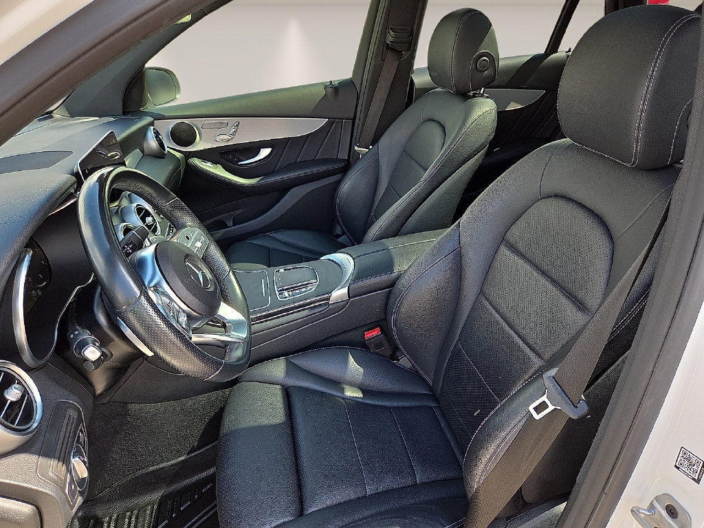 Used 2022 Mercedes-Benz GLC 300 image 17