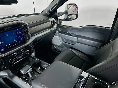 New 2025 Ford F150 Lariat w/ Equipment Group 502A High image 25