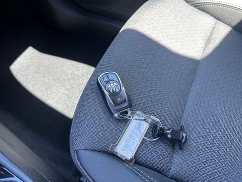 Used 2025 Buick Encore GX Preferred image 21