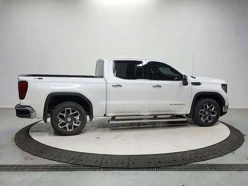 Used 2023 GMC Sierra 1500 SLT w/ SLT Premium Package image 8