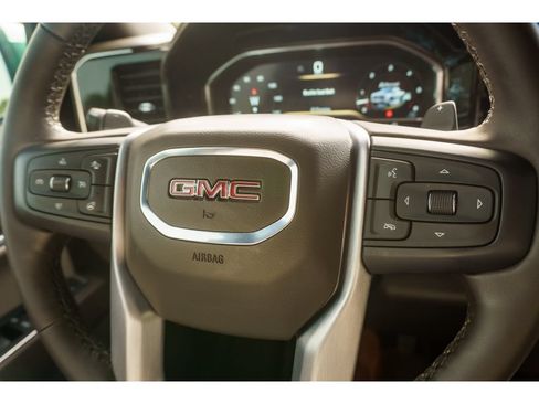 Used 2024 GMC Sierra 1500 SLT AWD/4WD image 29