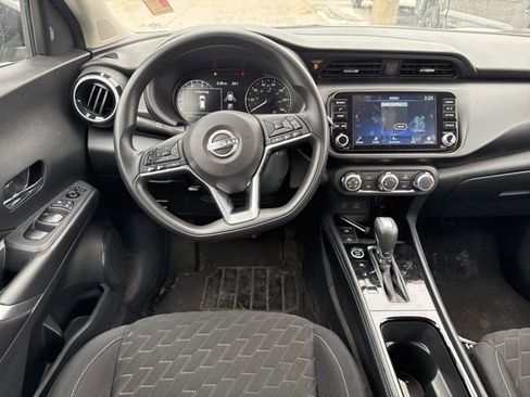 Used 2023 Nissan Kicks SV image 14