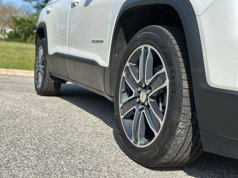 Used 2020 GMC Acadia SLT w/ Premium Package AWD/4WD image 9