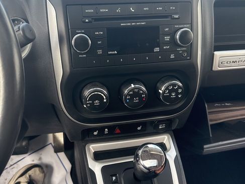 Used 2017 Jeep Compass High Altitude image 19