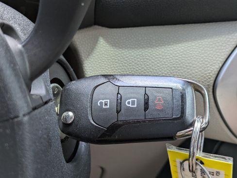Used 2021 Ford EcoSport S FWD image 23