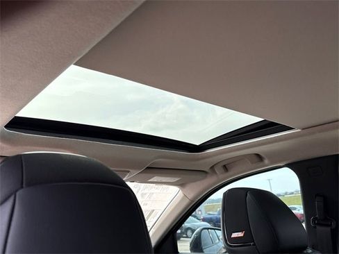 New 2026 Nissan Kicks SR w/ SR Premium Package image 13