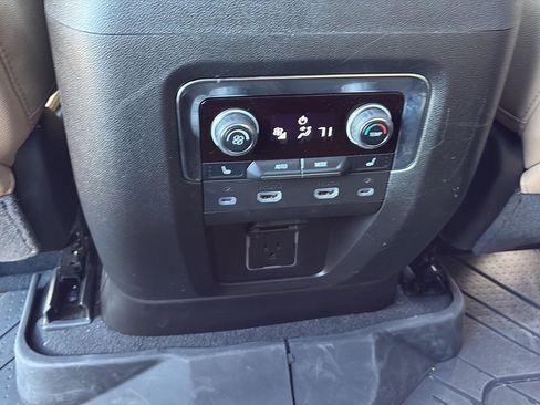 Used 2024 Chevrolet Tahoe Premier w/ Premium Package image 19