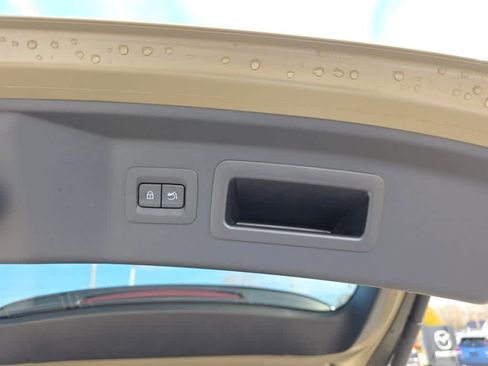 Used 2025 MAZDA CX-70 3.3 Turbo w/ Premium Package image 29