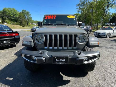 Used 2018 Jeep Wrangler Unlimited Sahara AWD/4WD image 14