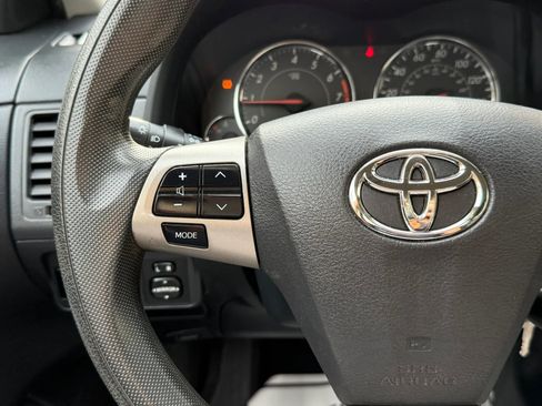Used 2011 Toyota Corolla S image 13