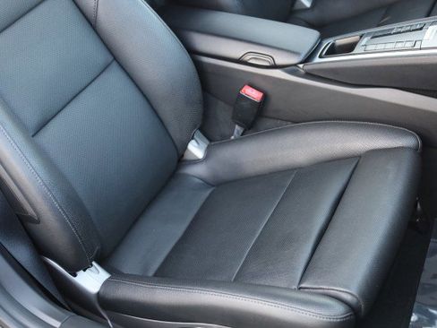 Used 2014 Porsche Cayman image 45