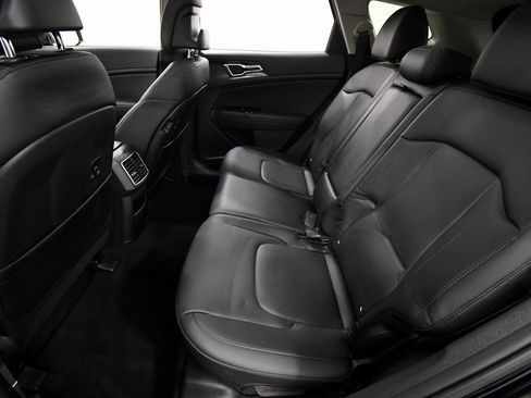 Certified 2025 Kia Sportage EX w/ Premium Package image 15