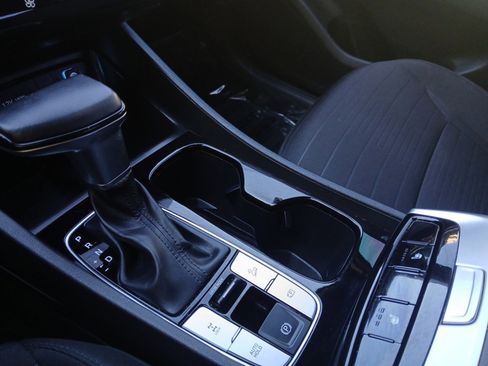 Certified 2023 Hyundai Santa Cruz SEL Premium w/ Winter Package image 21