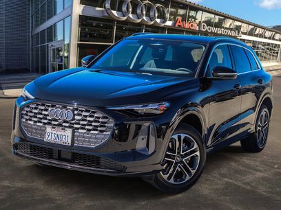 Used 2025 Audi Q5 Premium w/ Convenience Package