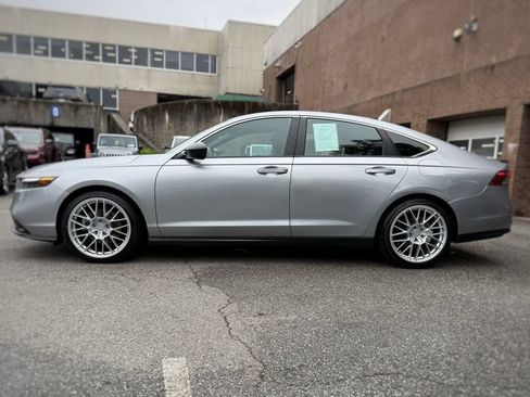 Used 2024 Honda Accord Sport image 16