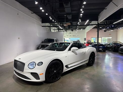 Used 2022 Bentley Continental GT Speed image 32