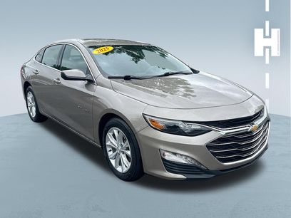 Used 2025 Chevrolet Malibu LT
