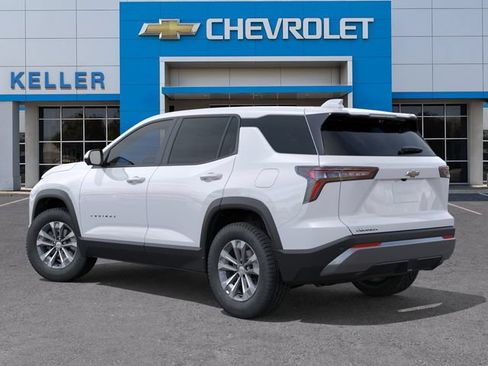 New 2026 Chevrolet Equinox LT w/ Convenience Package II FWD image 3