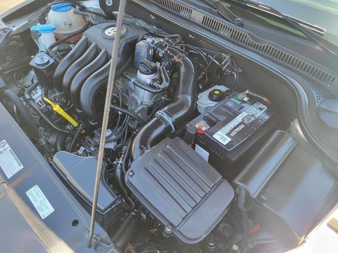 Used 2014 Volkswagen Jetta S FWD image 37