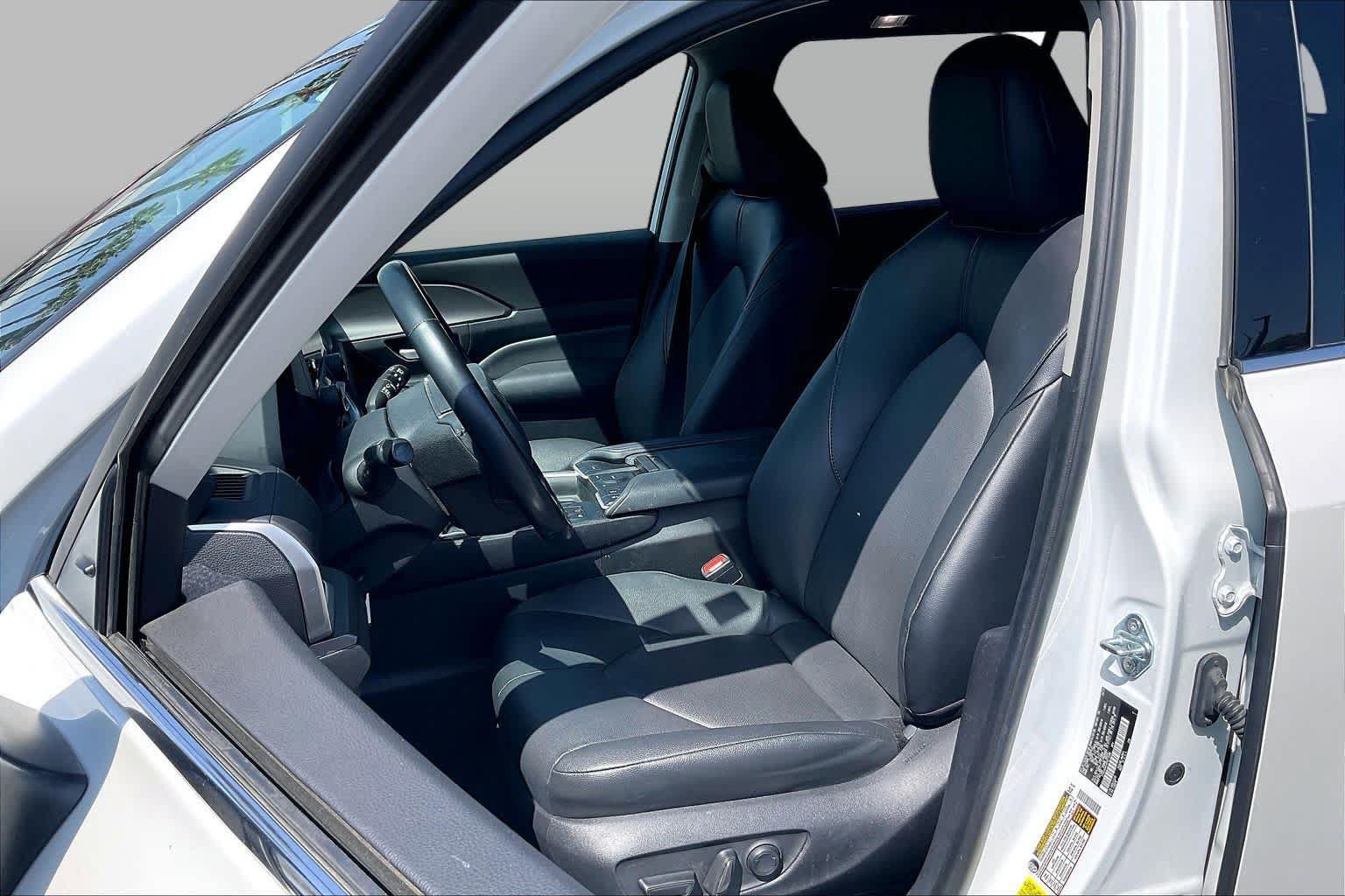 Used 2024 Toyota Grand Highlander FWD image 7