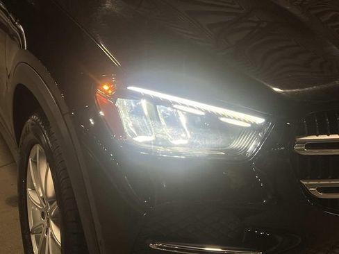 Used 2024 Mercedes-Benz GLE 350 4MATIC w/ 3rd Row Seat Package image 5