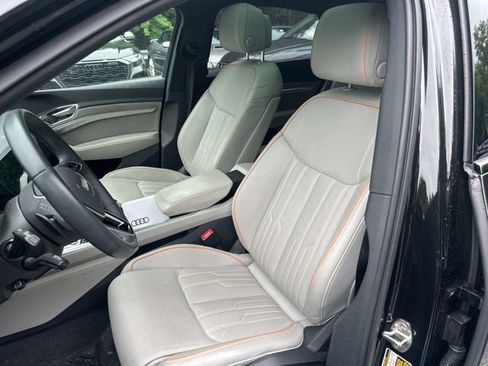 Used 2024 Audi Q8 e-tron Prestige w/ Prestige Package AWD/4WD image 8