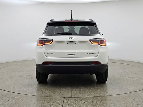 Used 2025 Jeep Compass Trailhawk AWD/4WD image 7