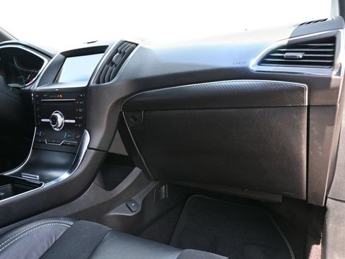 Used 2019 Ford Edge ST w/ Equipment Group 401A AWD/4WD image 23