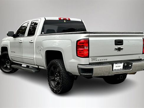 Certified 2018 Chevrolet Silverado 1500 LT image 5