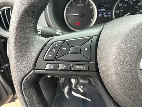 Used 2024 Nissan Kicks S image 21